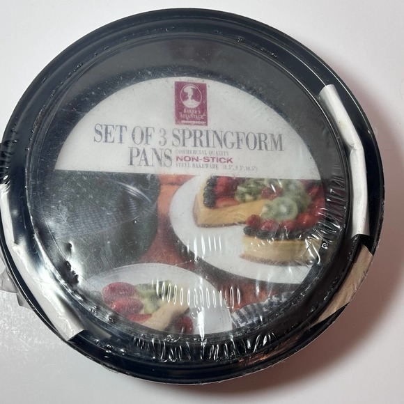 Bakers Advantage Roshco Set of 3 Non-stick Steel Springform Pans - Picture 5 of 8